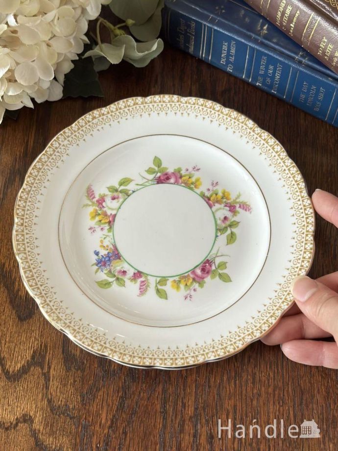 イギリスで見つけたアンティーク食器、ロイヤルスタンダードの