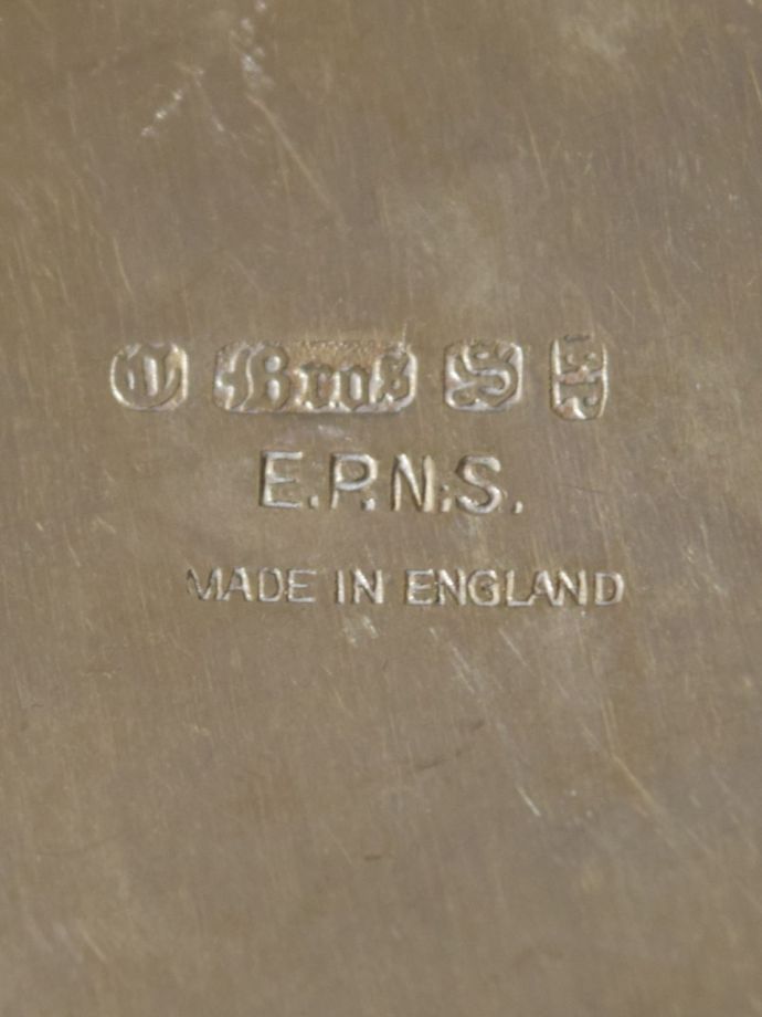 アンティークのシルバープレート