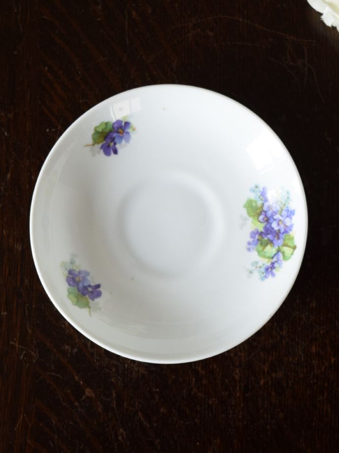 アンティークのおしゃれな食器