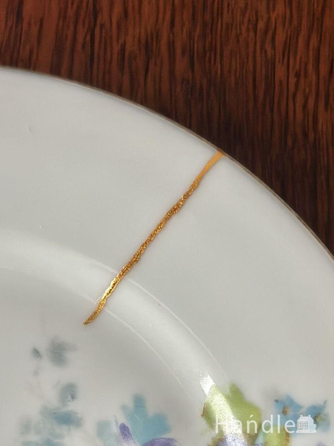 金継ぎしました。