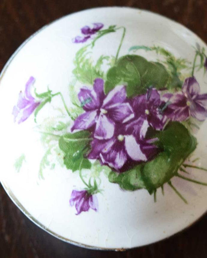 英国アンティークのおしゃれな陶磁器の小物入れ、スミレ模様の