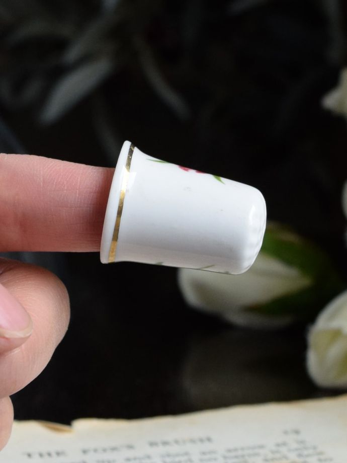 英国アンティークのおしゃれなシンブル