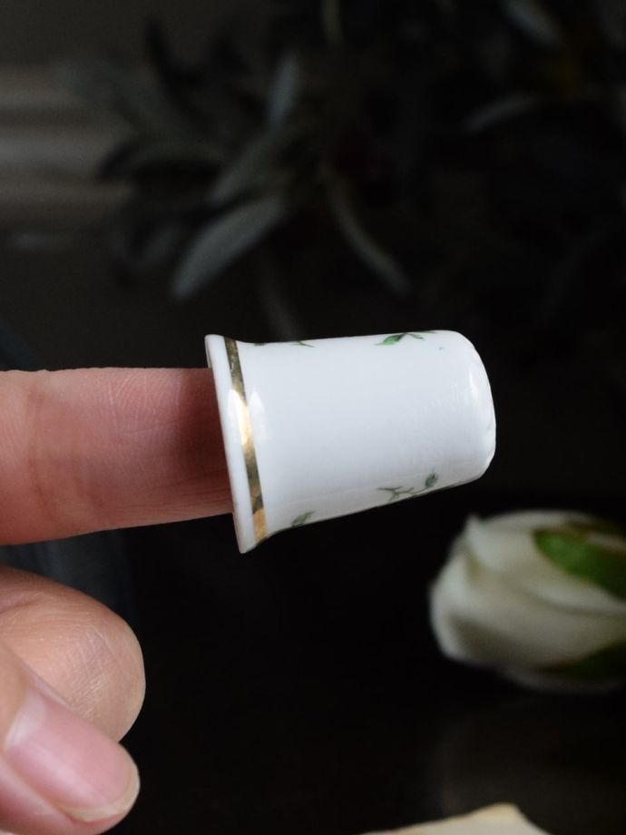 英国アンティークのおしゃれなシンブル