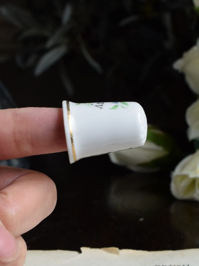 英国アンティークのおしゃれなシンブル