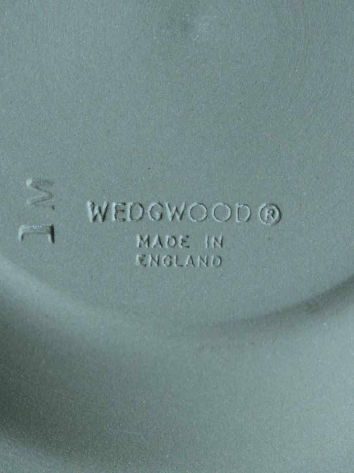 アンティークジャスパーウェアの裏側