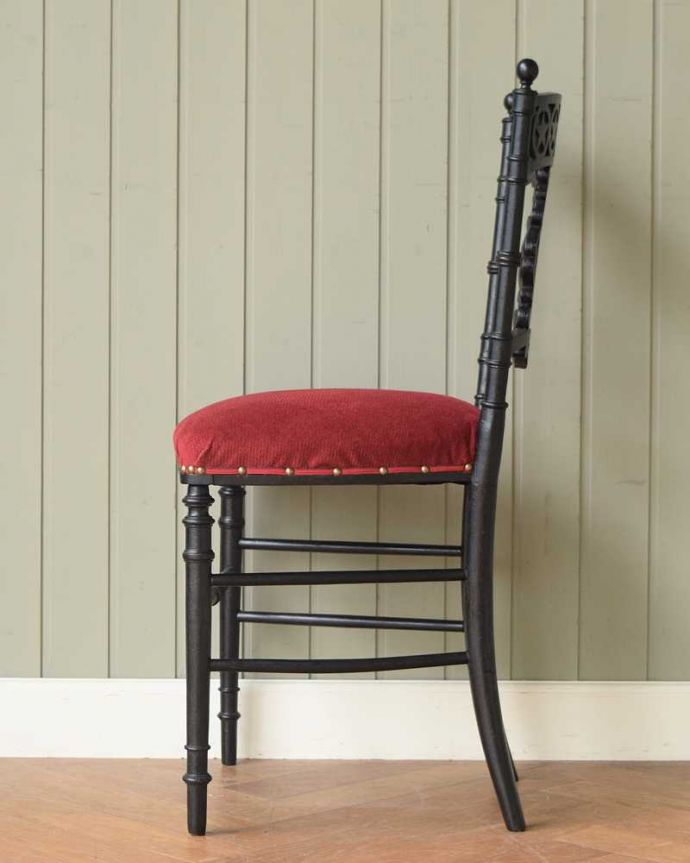 ナポレオンチェアの側面