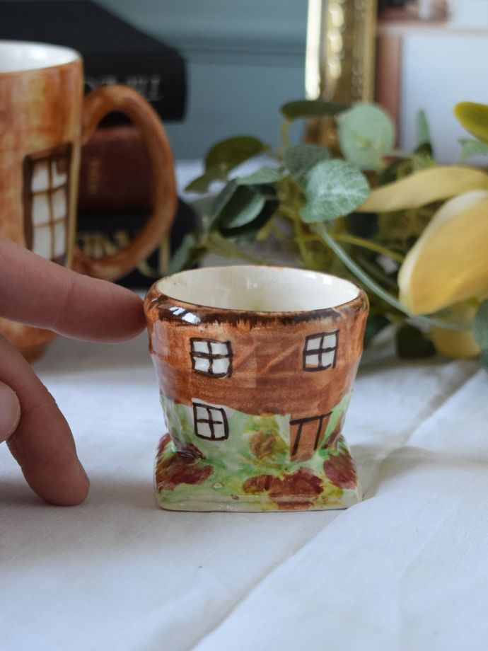 イギリスのエッグスタンド