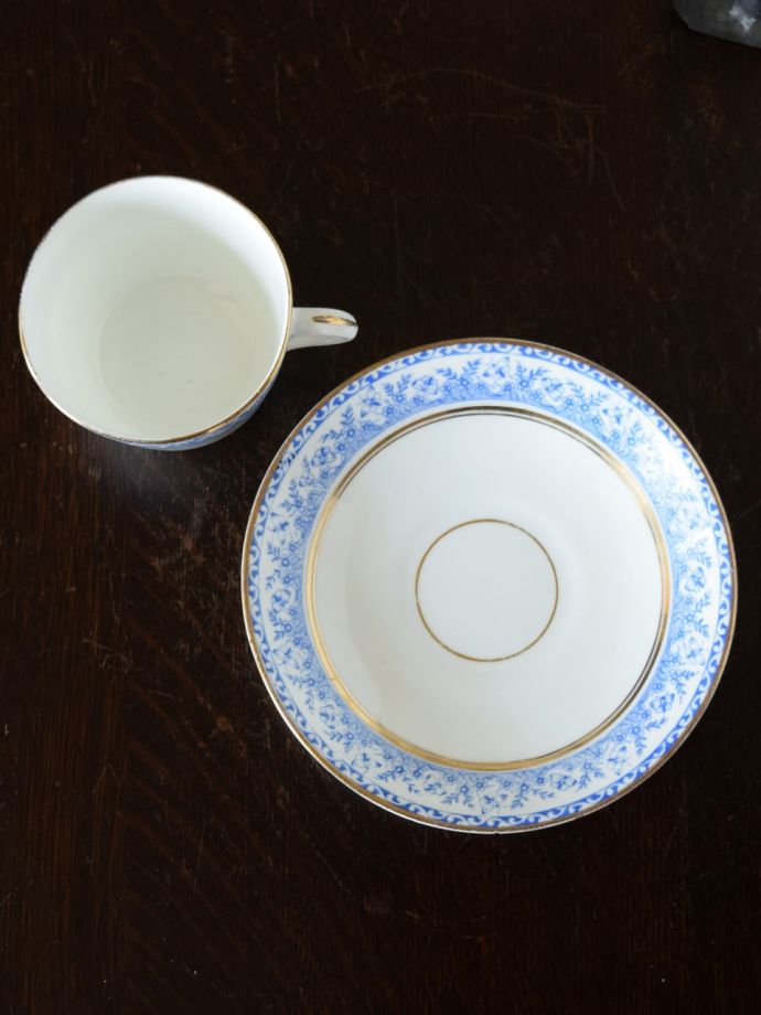 英国アンティークのおしゃれな食器