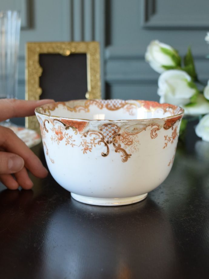 陶磁器のシュガーボウル