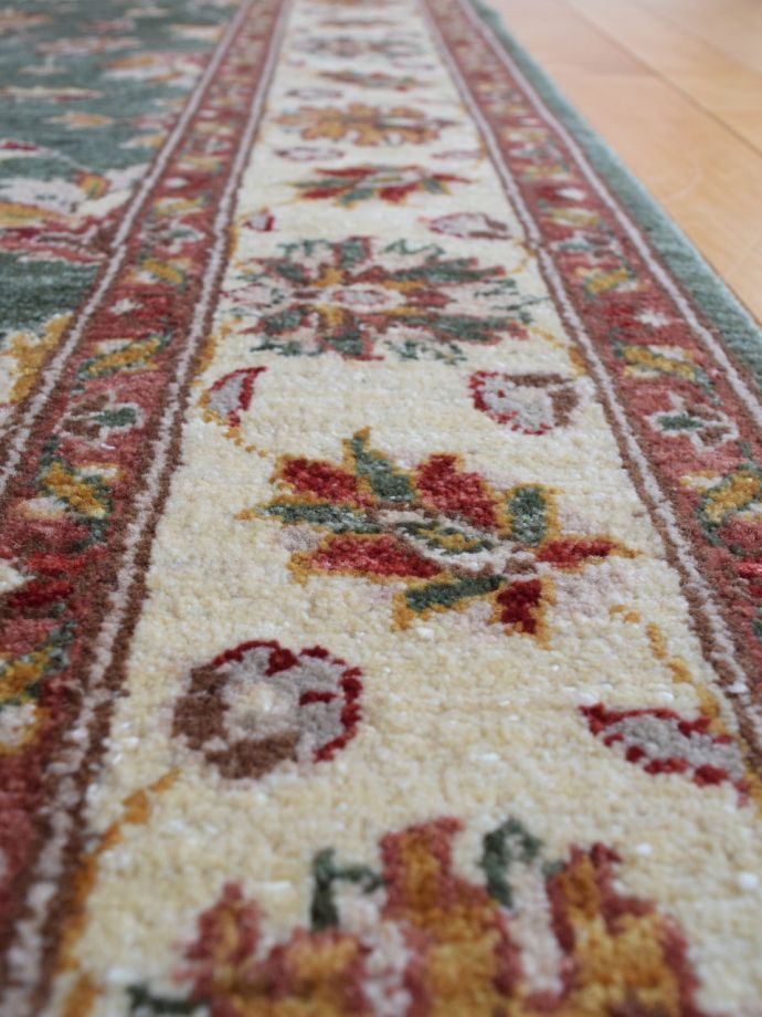 ヴィンテージのトライバルラグ