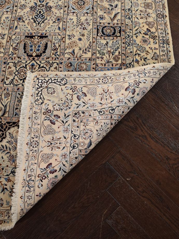 ビンテージのオールドペルシャ、繊細で美しいナインのペルシャ絨毯(m