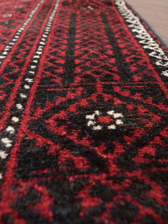 ヴィンテージのトライバルラグ