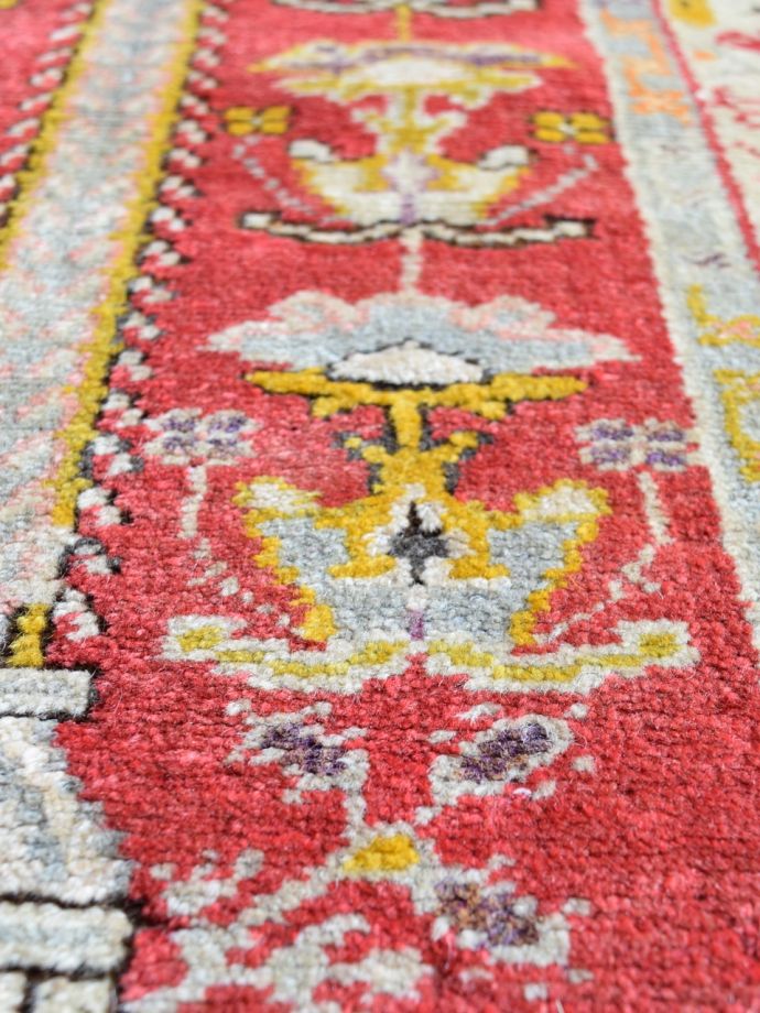 ヴィンテージのトライバルラグ