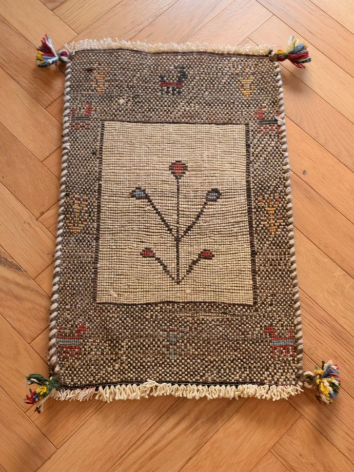 ギャッベの裏面