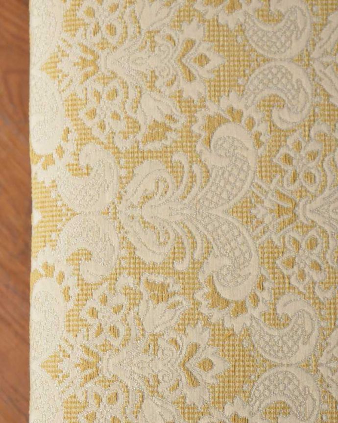 アンティークチェアの座面の生地