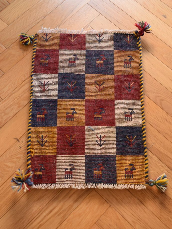 ギャッベの裏面