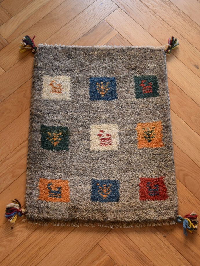 玄関マットにピッタリのサイズ