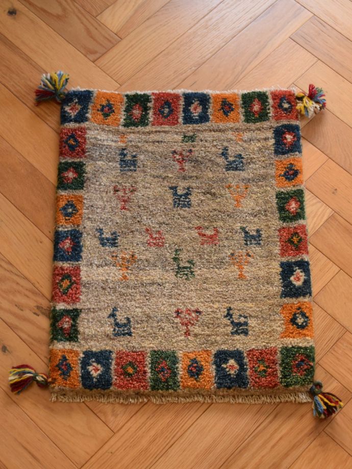 玄関マットにピッタリのサイズ