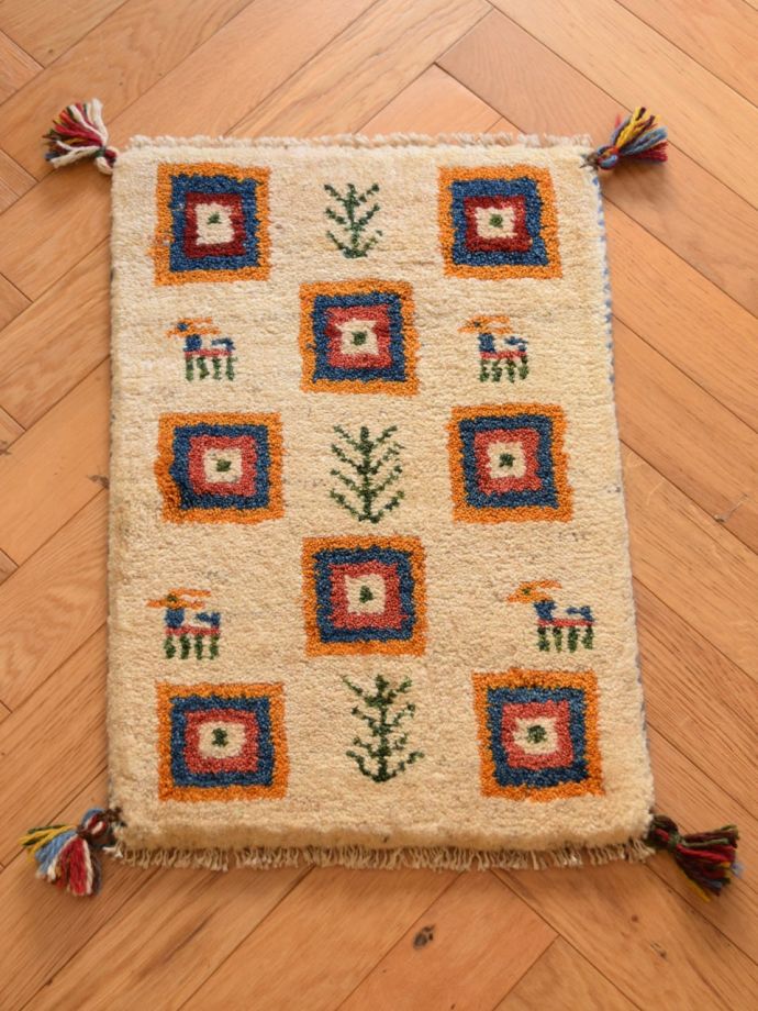 玄関マットにピッタリのサイズ