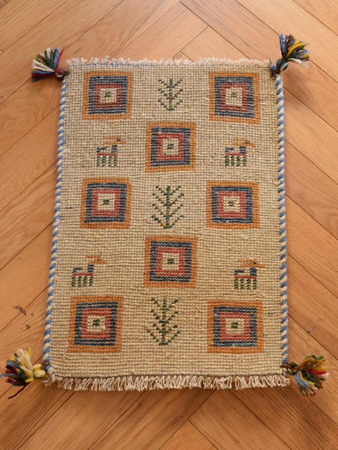 ギャッベの裏面