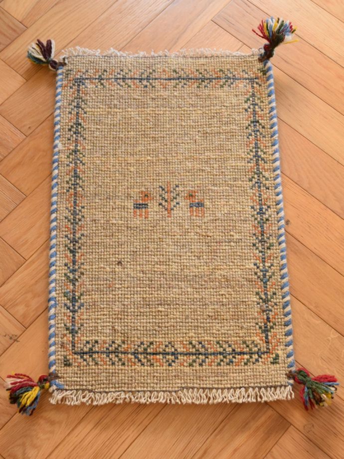 ギャッベの裏面