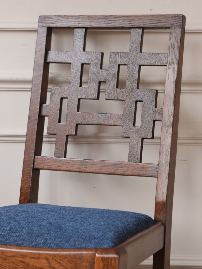 アンティークらしい美しい椅子