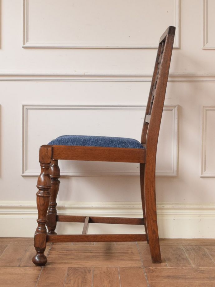 アンティークの椅子の側面