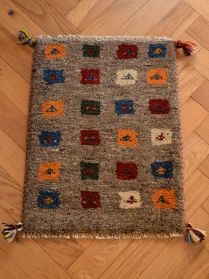 玄関マットにピッタリのサイズ