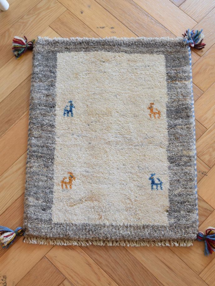 玄関マットにピッタリのサイズ