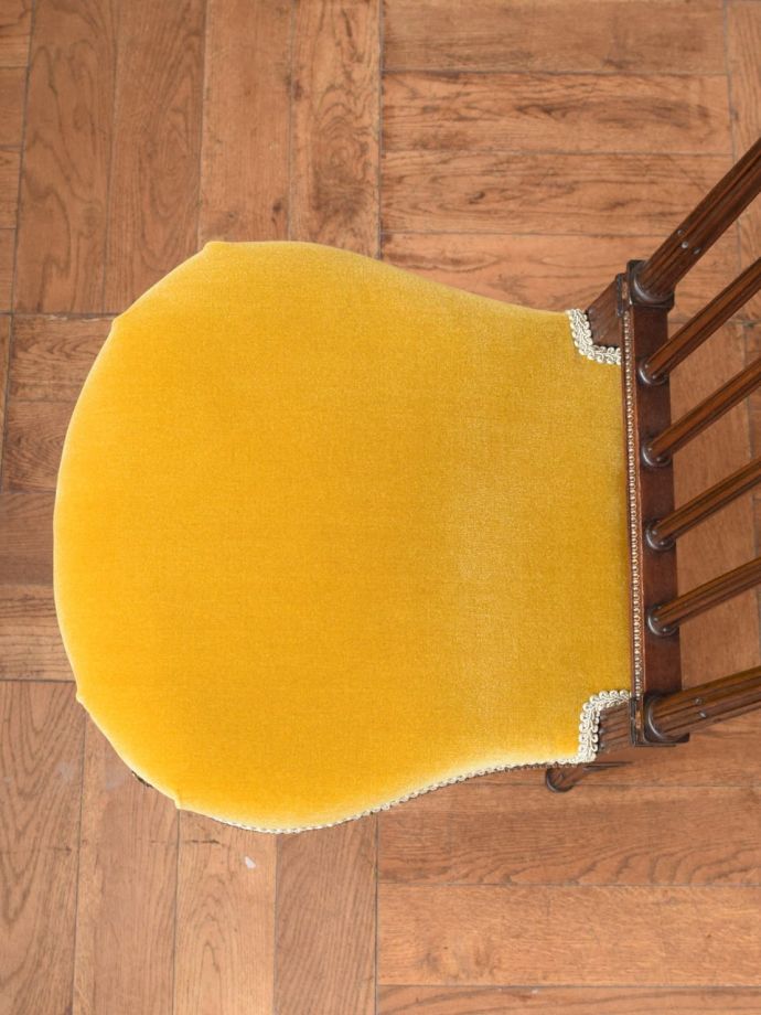 ナポレオンチェアの座面