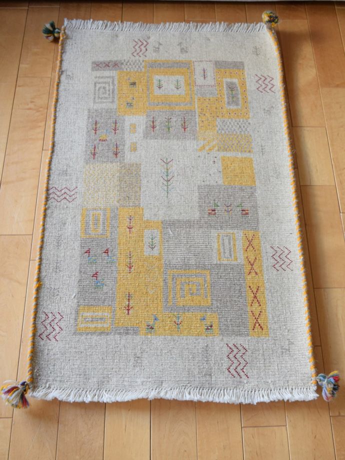 ギャッベの裏面