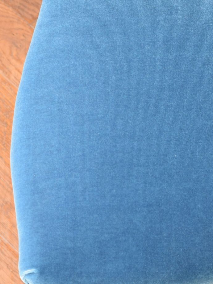 アンティーク椅子の張り替えた座面