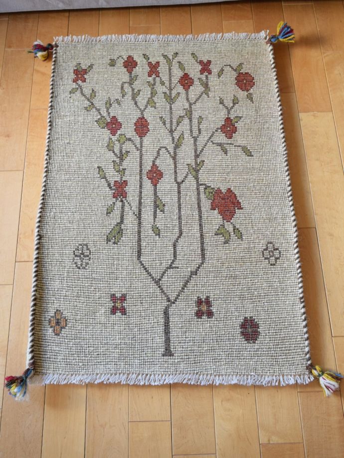 ギャッベの裏面