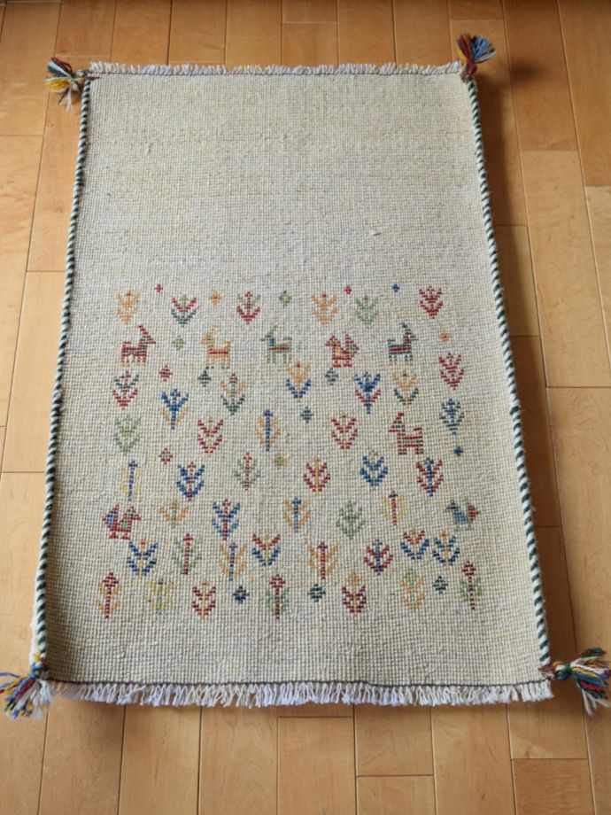 ギャッベの裏面