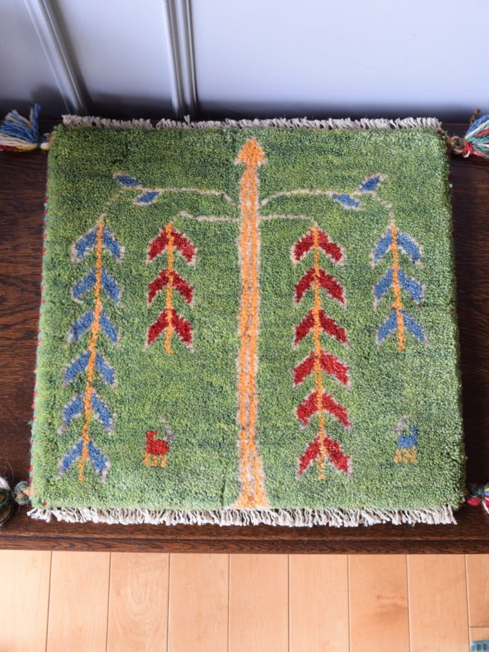 座布団サイズのギャッベ