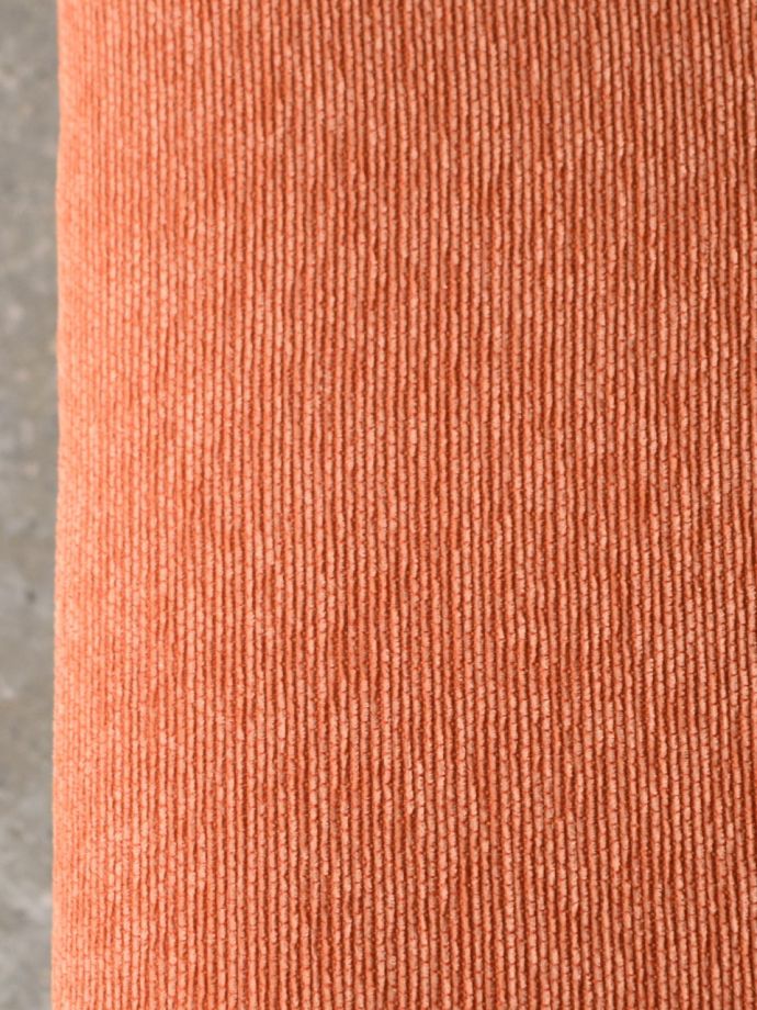 ダイニングチェア アンティークチェア・椅子 60s チェア いつでも貼り替え出来ますシンプルなデザインを活かせるよう考えて座面の生地を選びました。(m-647-c)