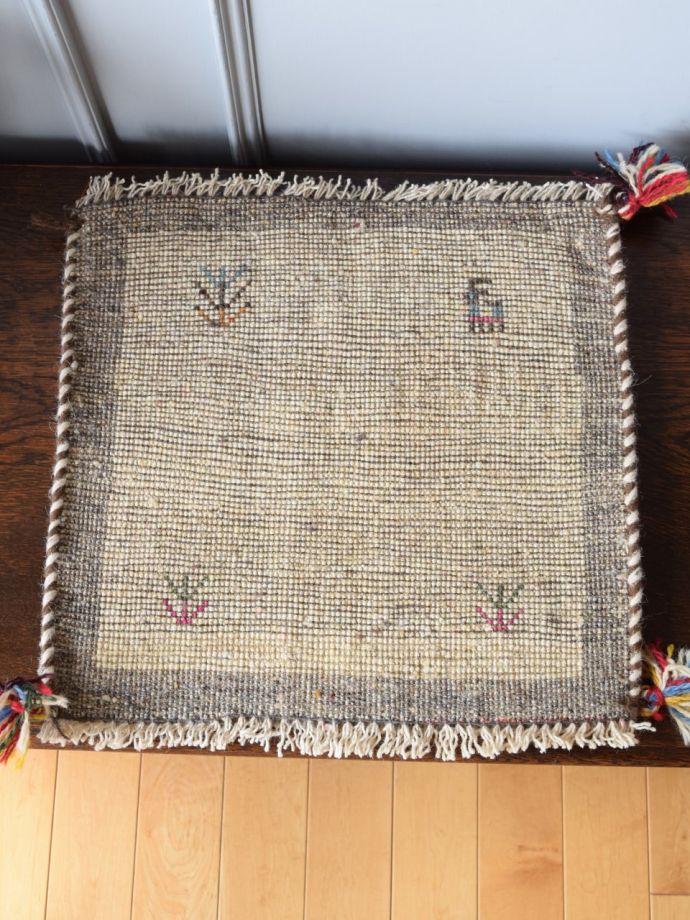 ギャッベの裏面