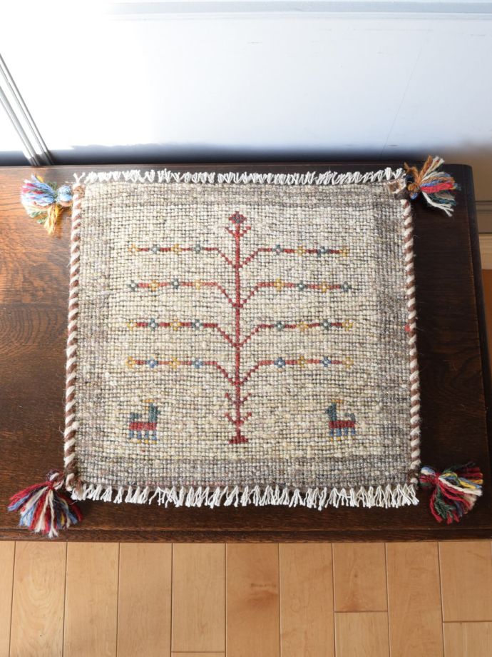 ギャッベの裏面