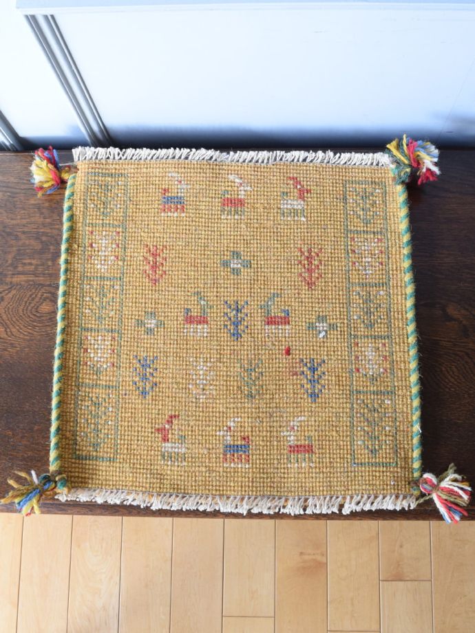 ギャッベの裏面