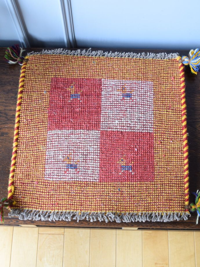 ギャッベの裏面