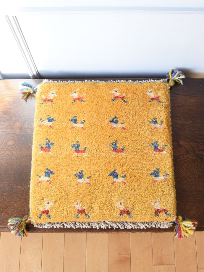 座布団サイズのギャッベ