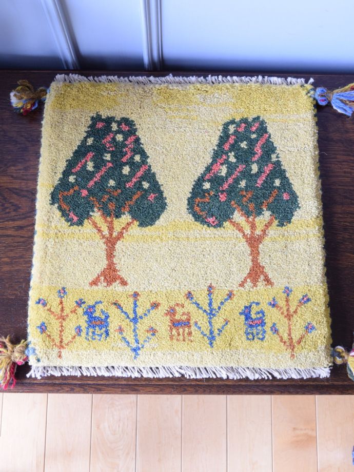 座布団サイズのギャッベ