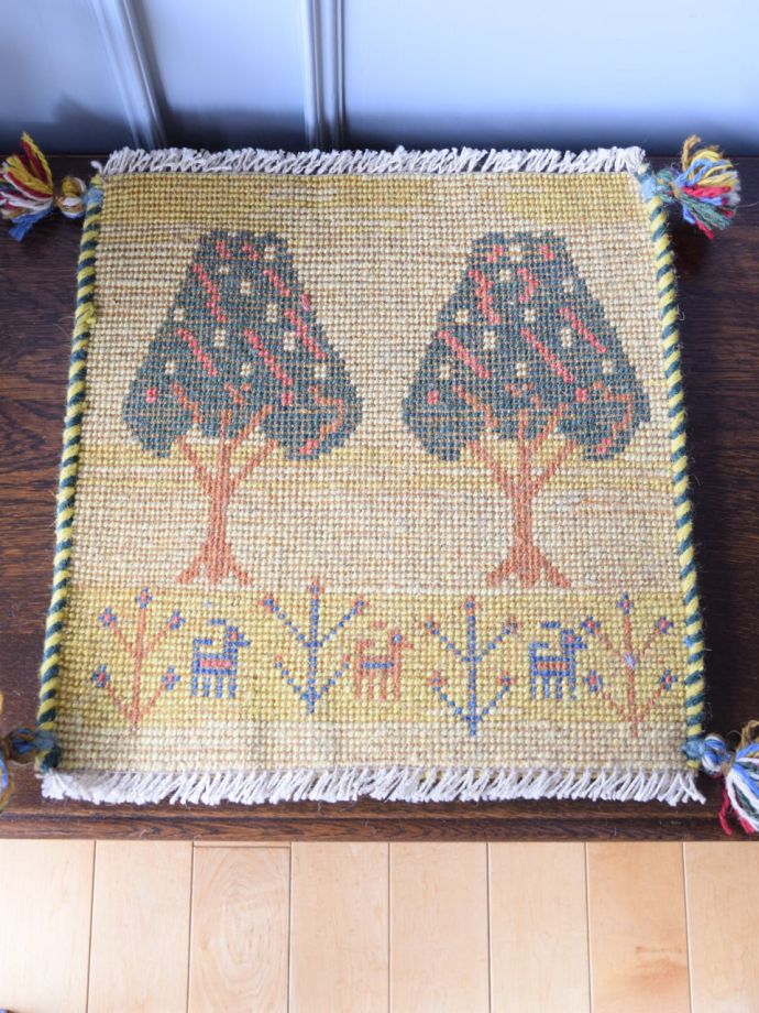 ギャッベの裏面