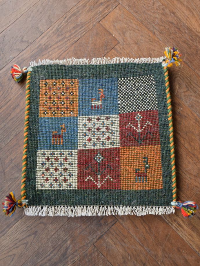 ギャッベの裏面