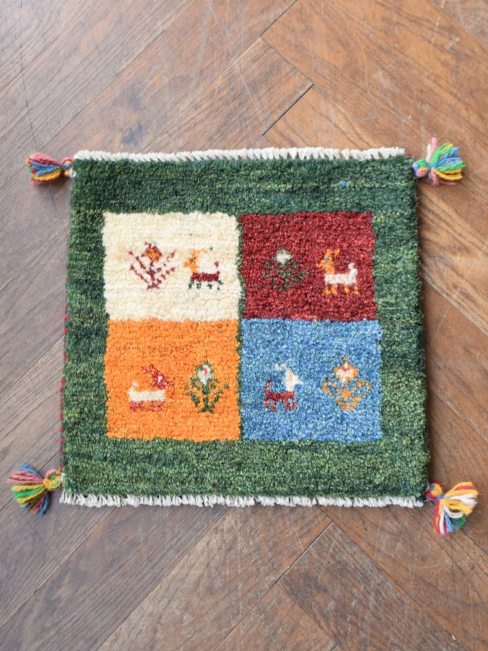 座布団サイズのギャッベ