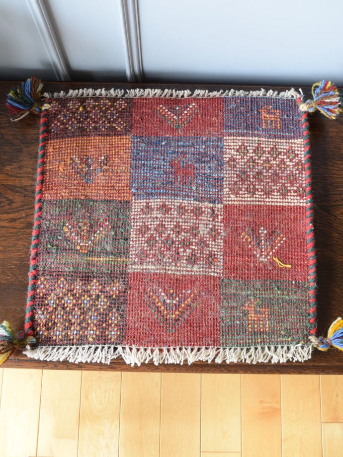 ギャッベの裏面