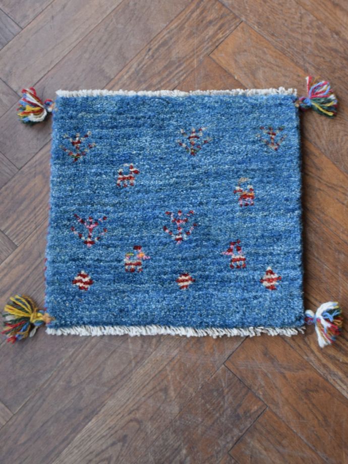 座布団サイズのギャッベ