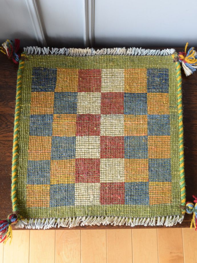 ギャッベの裏面