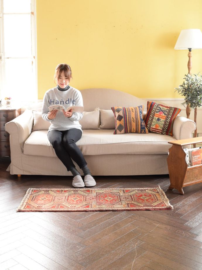 ビンテージのおしゃれな絨毯