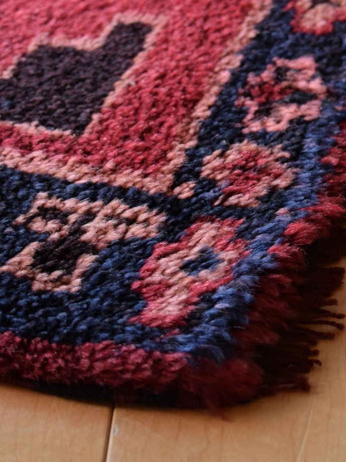 ヴィンテージのトライバルラグ